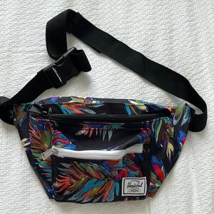 Herschel Black Belt Bag / Fanny Pack